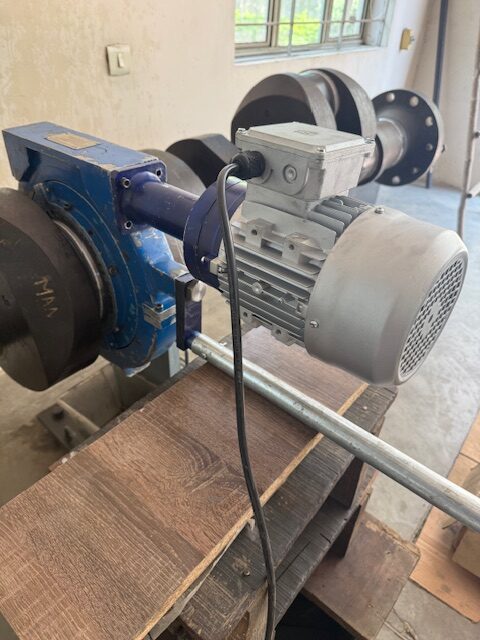 On-Site Crankshaft Grinding Machine with Electric Motor System for On-Site Repair Services